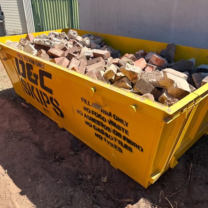 Masonry and soil skip bin